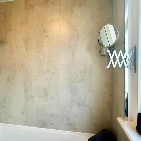 Lejlighed New Quite And Comfy *