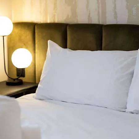 Luxury Refurbished Retreat Apartman *