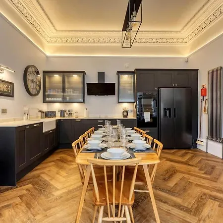 The Burnbank Experience * Glasgow