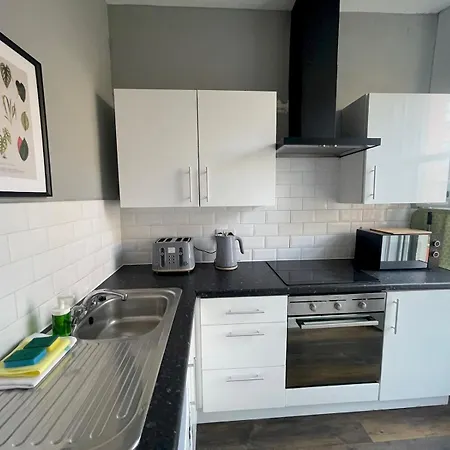 Spacious Hillhead Haven - Pass The Keys Γλασκώβη