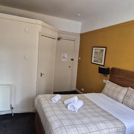 Affittacamere House 3*