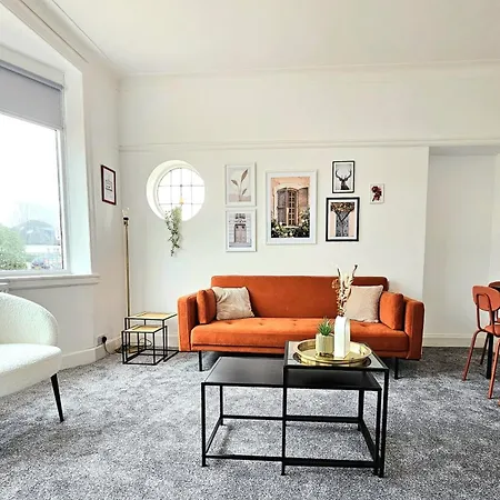 別荘 Charming 3-bed Oasis-free Parking グラスゴー