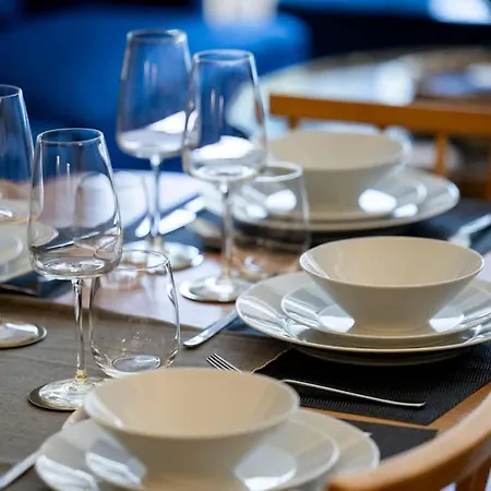 Nyaraló The Burnbank Experience Glasgow