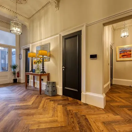 The Burnbank Experience * Glasgow