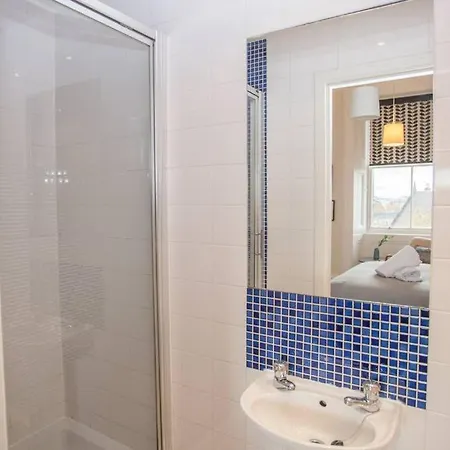 Spacious Period In *