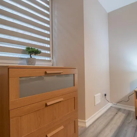 Apartament Gem Main Door Parking - Pass The Keys *