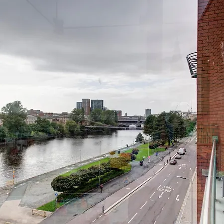 Express - - Ctr Riverside By Ihg 3*