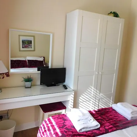 Lejlighed Fabulous Location, One Bedroom West End Flat, Just Off Byres Rd, Close To Sec & Hydro Glasgow