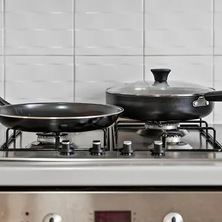 Modern 2-bedroom Flat In Centre, Near Galsgow * Глазго