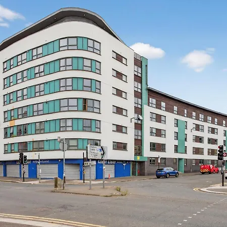Modern 2-bedroom Flat In Centre, Near Galsgow Апартаменты Глазго