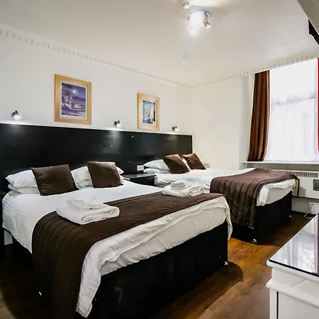 Charing Cross Hotel 3*