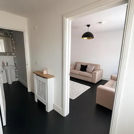 3br Detached Home, Driveway & Large Rear Garden Apartamento Glasgow