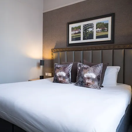 Number 10 Hotel Glasgow