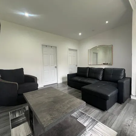 Villa Modern And Stylish 3 Bedroom 2 Bathroom West End House With Free Wifi And Parking Glasgow
