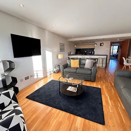 아파트 Tolbooth By Principal