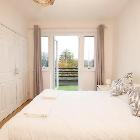 Knightswood * Glasgow