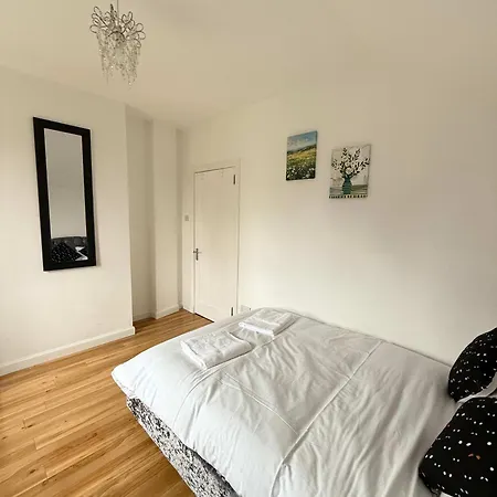 Knightswood Holiday home Glasgow