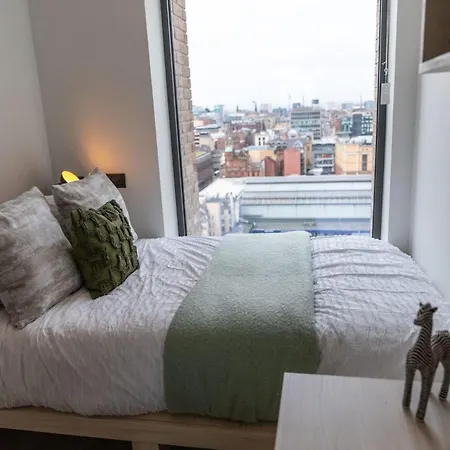 For Students Only Martha Street Apartment