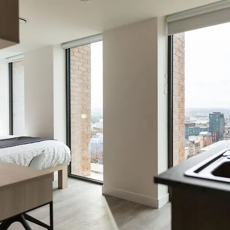 For Students Only Martha Street * Glasgow