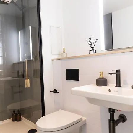 Apartment For Students Only Martha Street *