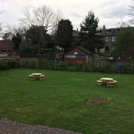 Crosshill House 4*