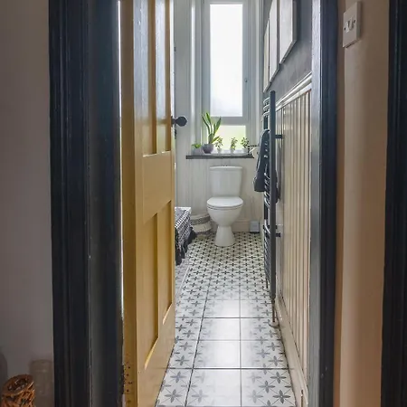 Appartement Traditional Close To Centre & Hampden Glasgow