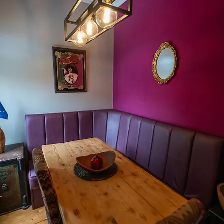 Traditional Close To Centre & Hampden Appartement *