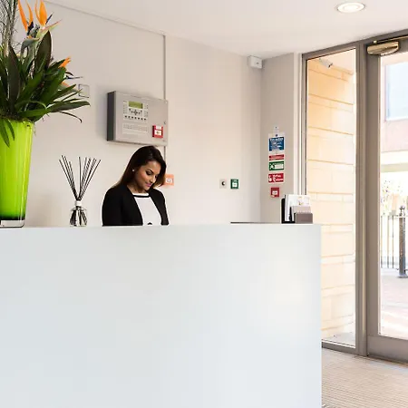 格拉斯哥巴斯街高级公寓式酒店 * 格拉斯哥