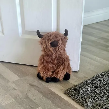 2-bedroom Away From In Glasgows' East End With Free Parking Apartament *