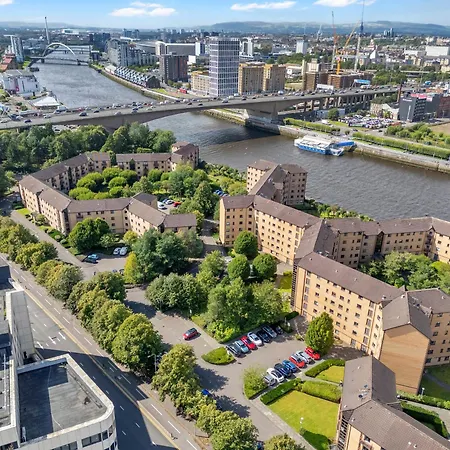 Riverside Апартаменты *