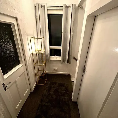 Appartement Cozy Corner-sleeps 8 Guest Entire House Very Glasgow