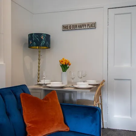 Appartement Bella House - 3 Bed House In *