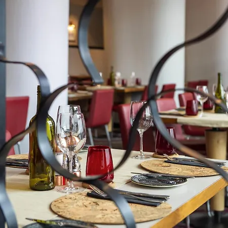 Hotel Novotel Centre 4*