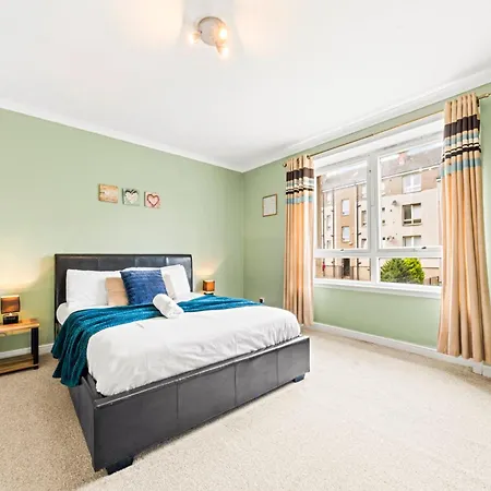 Bright & Modern Family Flat Near Centre Appartement *