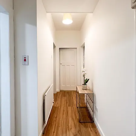 Appartement Attractive 3 Bedroom Glasgow