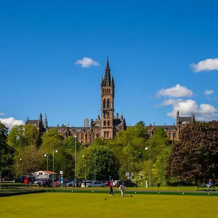 Newly Renovated Flat In Trendy Finnieston *