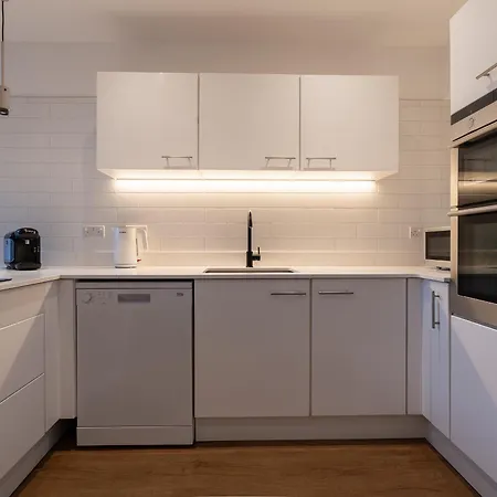 Centre With Free Secure Underground Parking Apartamento *