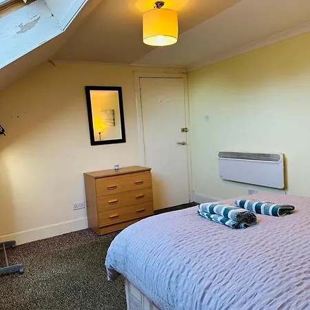 The Nest Retreat Апартаменты Глазго