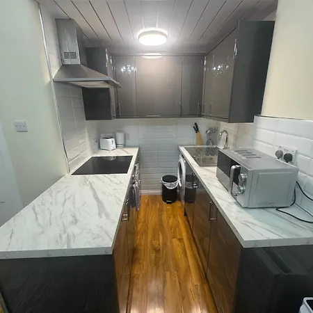 - Cosy 1 Bedroom דירה *