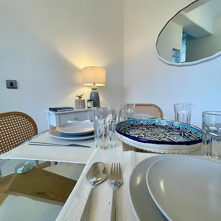 Luxury Historic City-centre Flat & Free Parking גלאזגו