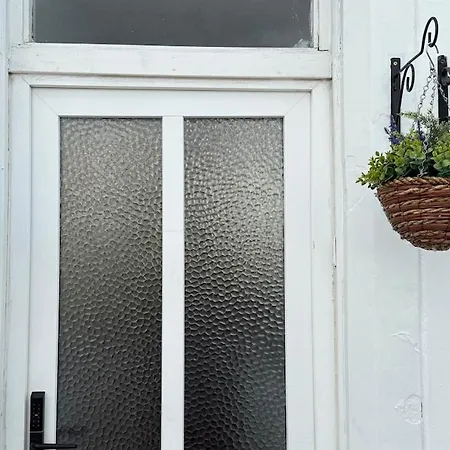 Welcome To Your Perfect Getaway Глазго