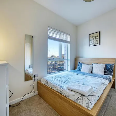 Stylish And Morden 3bed House Centre *