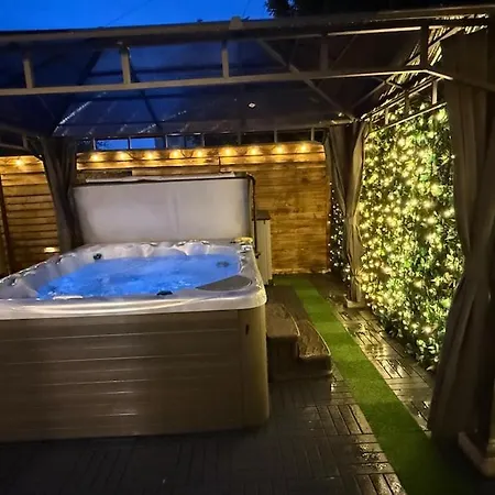 Welcome To Your Perfect Getaway * غلاسغو