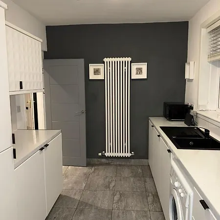 Hébergement de vacances Beautifully Designed Pollok House *