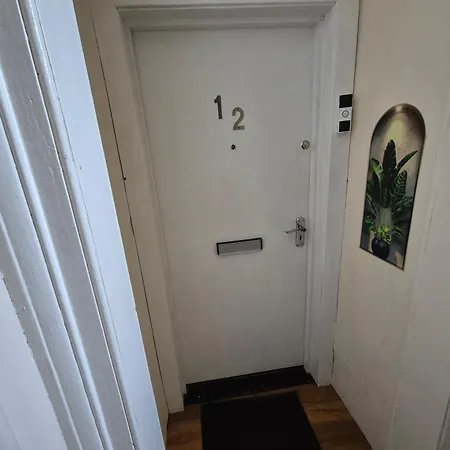 Lägenhet Cosy And Bright 3-bedroom Flat Glasgow