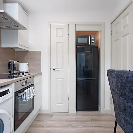 1br Shawlands Walk To Queens Park With Parking Apartman