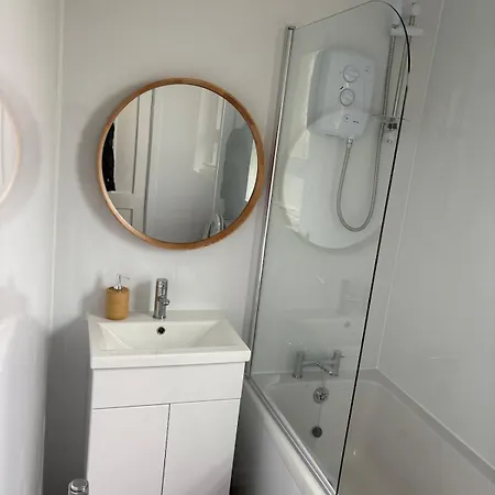 In Glasgow3br -ziplinks - Sleeps 6 G51 Апартаменты Глазго