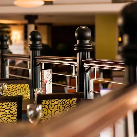 Leonardo West End Hotel