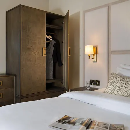 Blythswood Square Apartment