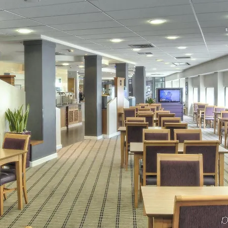 Express - - Ctr Riverside By Ihg 3* Γλασκώβη